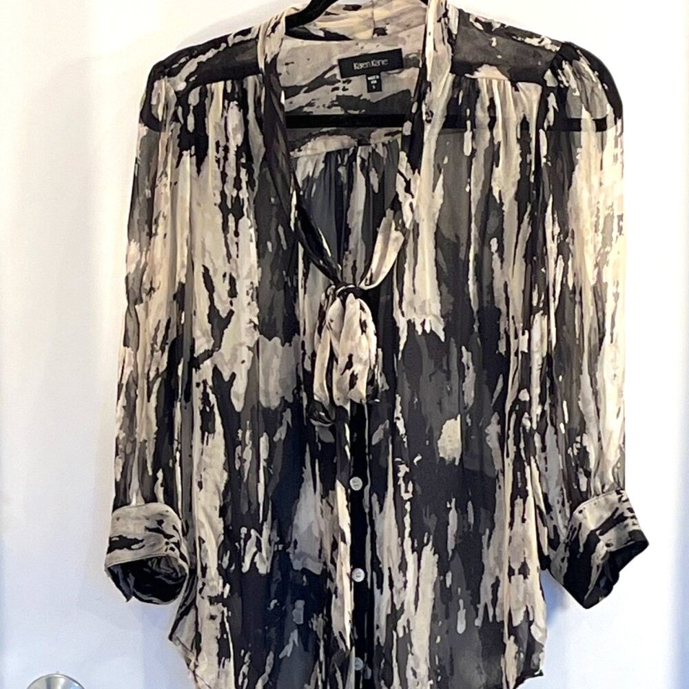 Karen Kane 100% Silk Blouse